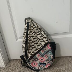 Kavu Women's Geometric Sling Bag - Cream and Pink